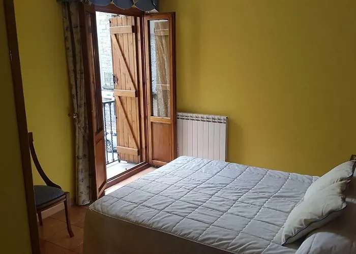 Cafeteria Casa Valles * Broto